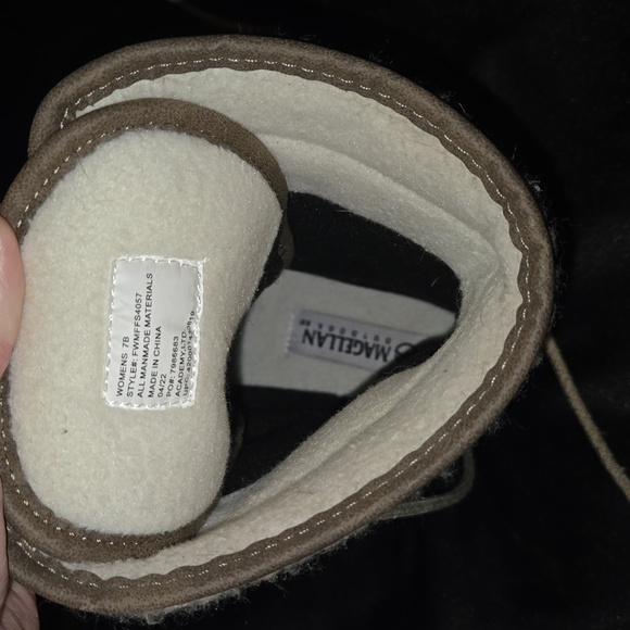 Magellan Boots - Picture 4 of 4